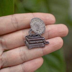 Pin Vitrola (Gramofone)
